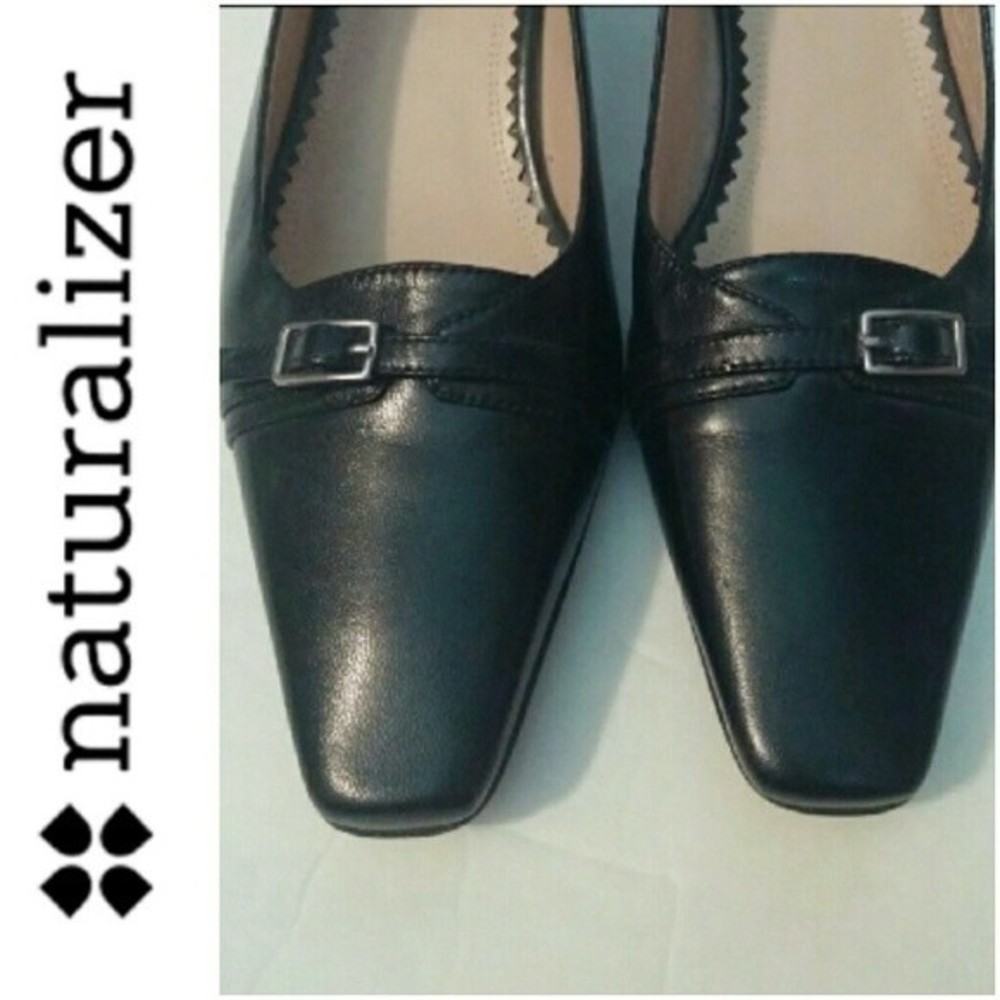 NATURALIZER SHOES KITTEN HEEL SLINGBACK LEATHER BLACK SQUARE POINTY TOE SIZE 6